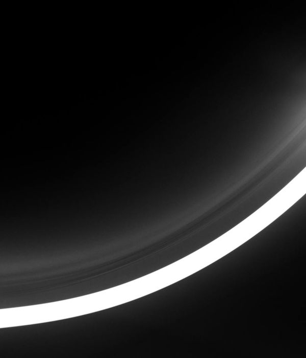 Abstract glowing curves representing visual comfort and relaxation